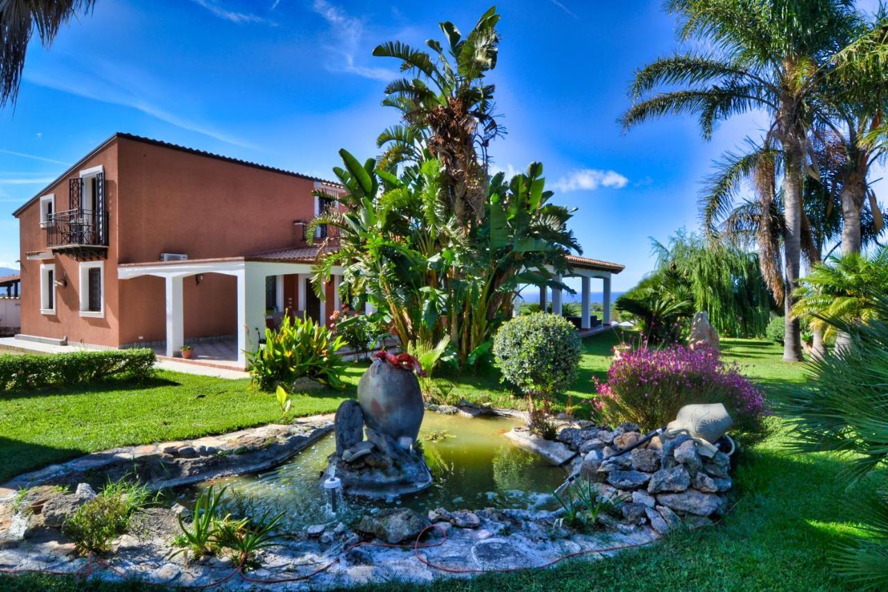 Musa Sea Lodge トラッペート エクステリア 写真